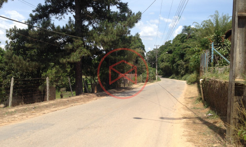 Terreno próximo ao centro de Ibiuna
