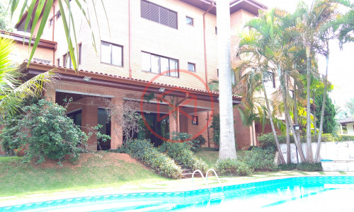 Chácara em Condomínio Fechado antes do centro! Interior de SP