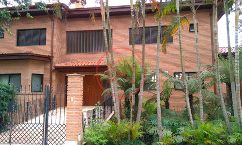 Chácara em Condomínio Fechado antes do centro! Interior de SP