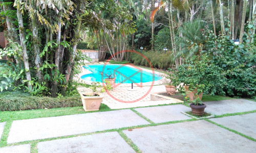 Chácara em Condomínio Fechado antes do centro! Interior de SP