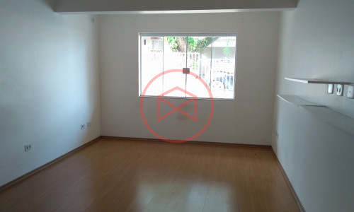 Chácara em Ibiuna antes do centro!! Interior de SP