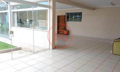 Chácara em Ibiuna antes do centro!! Interior de SP