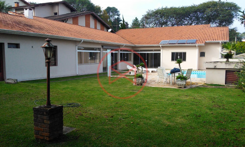 Chácara em Ibiuna antes do centro!! Interior de SP