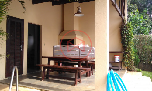 Chácara em Condomínio Fechado de Alto Padrão, Antes do Centro! Interior de SP