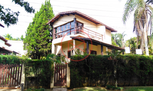 Chácara em Condomínio Fechado de Alto Padrão, Antes do Centro! Interior de SP