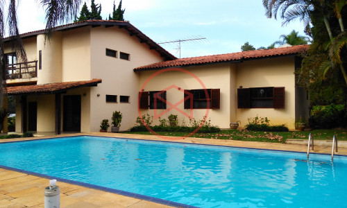 Chácara em Condomínio Fechado de Alto Padrão, Antes do Centro! Interior de SP