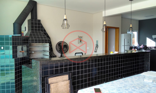 Chácara em Condomínio Fechado!! Interior de SP