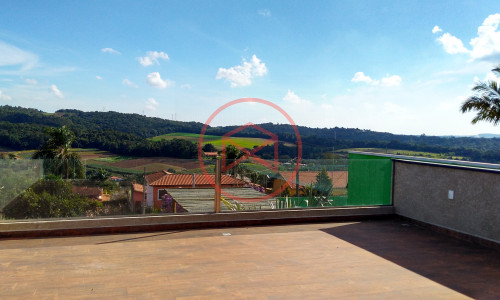 Chácara em Condomínio Fechado!! Interior de SP