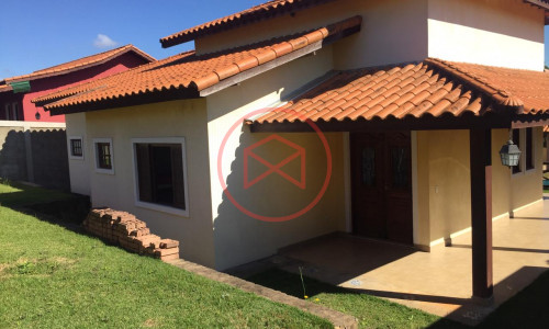 Chácara em Condomínio Fechado, Antes do Centro! Interior de SP