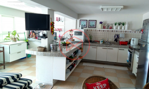 Casa de Campo em Condomínio Fechado de Alto Padrão. Interior de SP