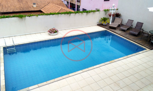 Casa de Campo em Condomínio Fechado de Alto Padrão. Interior de SP