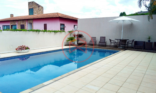 Casa de Campo em Condomínio Fechado de Alto Padrão. Interior de SP