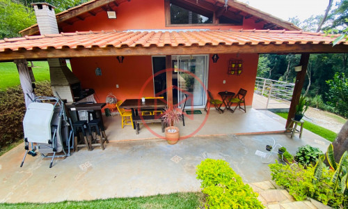 Chácara em Condomínio Fechado!! Interior de SP