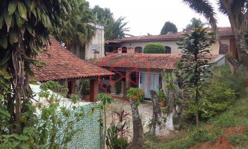 Chácara em Ibiúna antes do centro!! Interior de SP