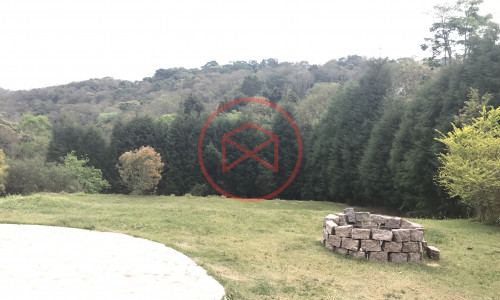 Chácara em Condomínio Fechado!! Interior de SP