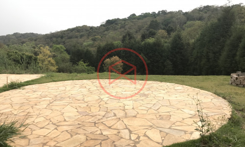 Chácara em Condomínio Fechado!! Interior de SP