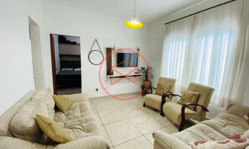 Chácara em Ibiuna antes do centro!! Interior de SP