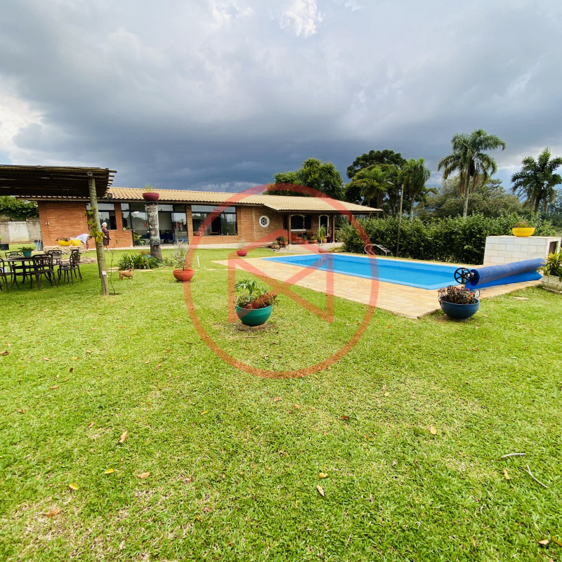 Chácara em Condomínio Fechado Antes do Centro!! Interior de SP