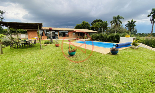 Chácara em Condomínio Fechado Antes do Centro!! Interior de SP