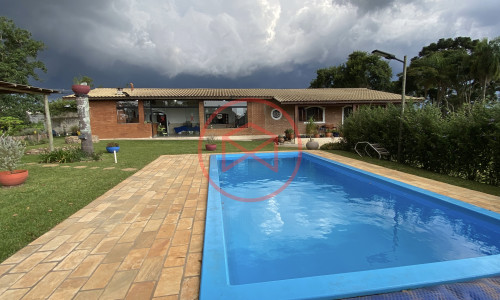 Chácara em Condomínio Fechado Antes do Centro!! Interior de SP