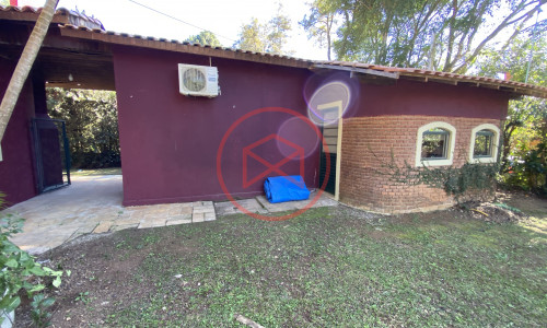 Chácara em Condomínio Fechado de Alto Padrão ante do Centro de Ibiúna.