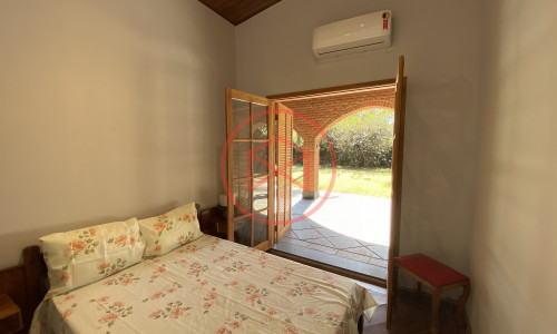 Chácara em Condomínio Fechado de Alto Padrão ante do Centro de Ibiúna.