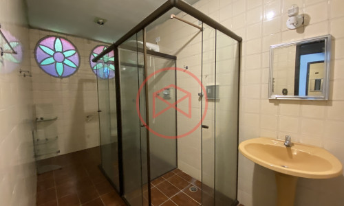 Chácara em Condomínio Fechado de Alto Padrão ante do Centro de Ibiúna.