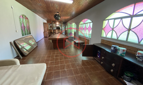 Chácara em Condomínio Fechado de Alto Padrão ante do Centro de Ibiúna.