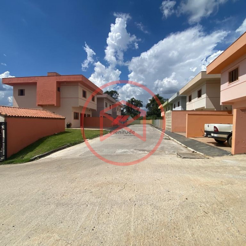 Casa Residencial no Centro de Ibiúna