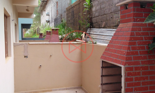 Casa Residencial no Centro de Ibiúna