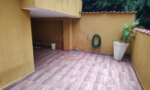 Chácara em Condomínio próximo ao Centro de Ibiúna! Interior de SP