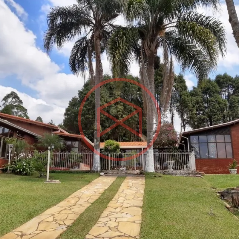 Chácara Antes do Centro de Ibiúna. Interior de SP