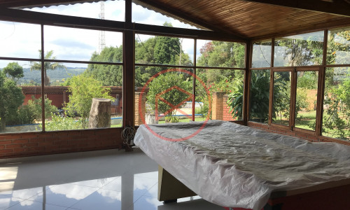 Chácara Antes do Centro de Ibiúna. Interior de SP