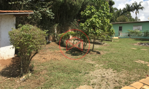 Chácara Antes do Centro de Ibiúna. Interior de SP