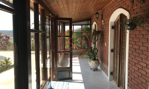 Chácara Antes do Centro de Ibiúna. Interior de SP