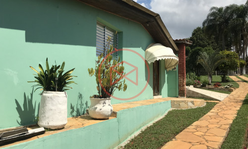 Chácara Antes do Centro de Ibiúna. Interior de SP