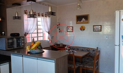 Casa Próximo ao Centro de Ibiúna!!