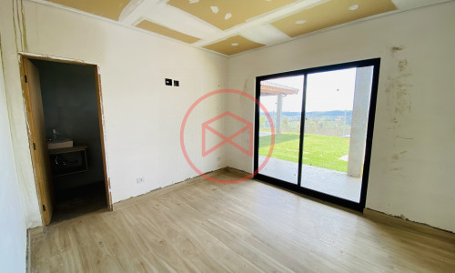 Chacara em Condomínio Fechado!! Interior de SP