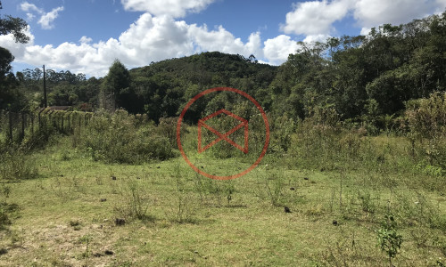 Lote antes do centro!