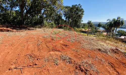 Terreno com vista para represa em Ibiúna. Interior de SP