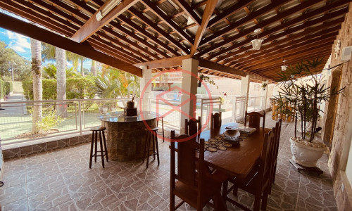 Chácara em Condomínio Antes do Centro!!