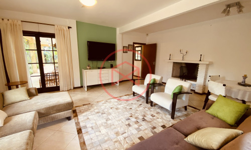 Chácara em Condomínio Antes do Centro!!