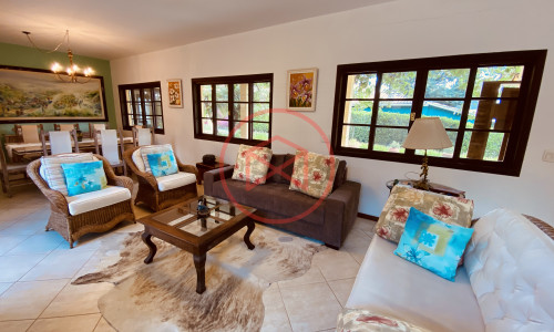 Chácara em Condomínio Antes do Centro!!