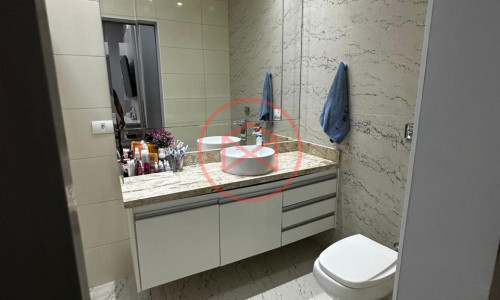 Chácara em Condomínio Fechado Próximo do Centro de Ibiúna!!