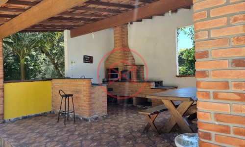 Chácara Próximo a Represa de Ibiúna!!