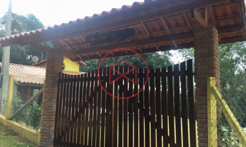 Chácara Próximo a Represa de Ibiúna!!