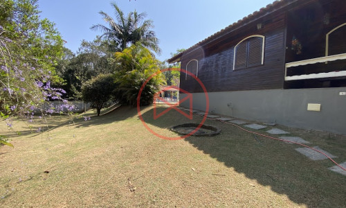 Chácara em Loteamento fechado em Ibiúna Antes do centro.