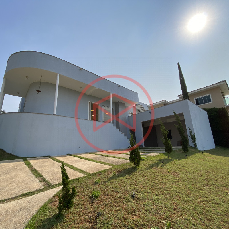 Chácara em Condomínio Antes do Centro!!