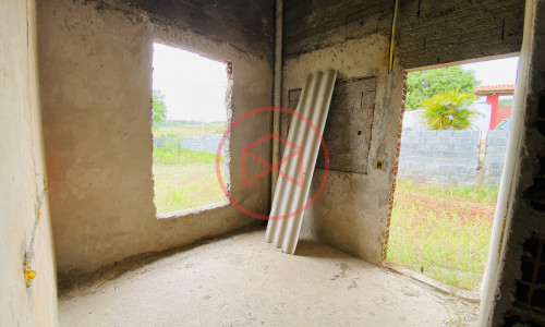 Chácara em Condomínio Fechado!!