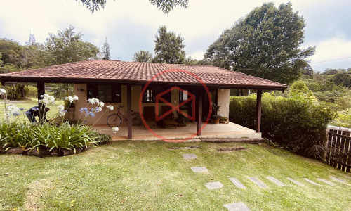 Chácara em Condomínio com 5.000 mts Antes do Centro!!